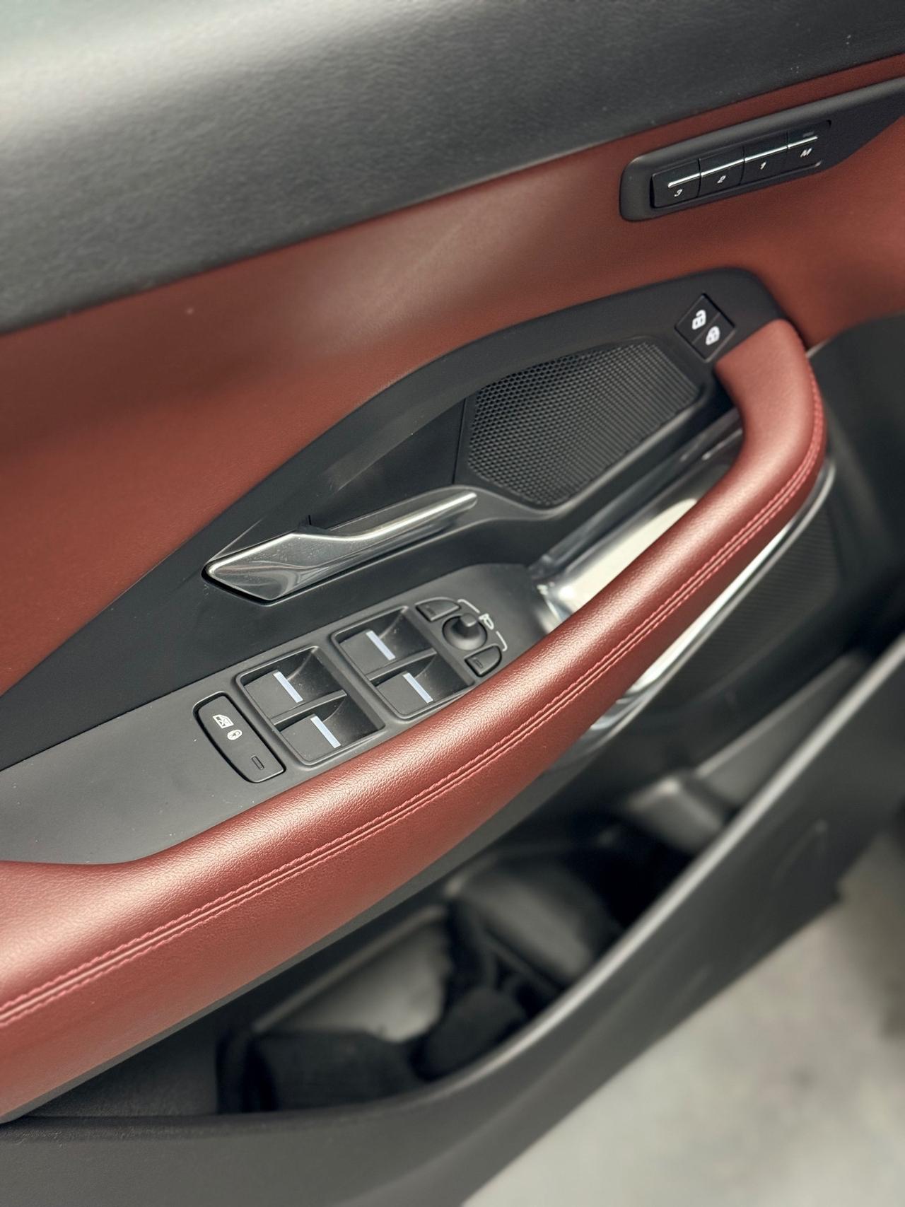 Jaguar E-Pace 2.0D I4 163 CV AWD R-Dynamic HSE 06/2023 Euro 6D