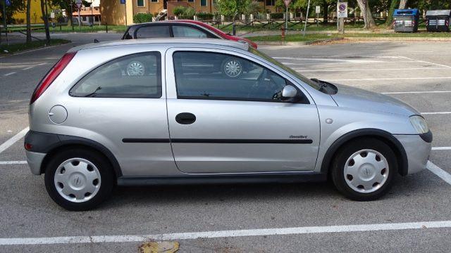 OPEL Corsa 1.2i 16V cat, 75 cv. Benzina, versione "Comfort"..