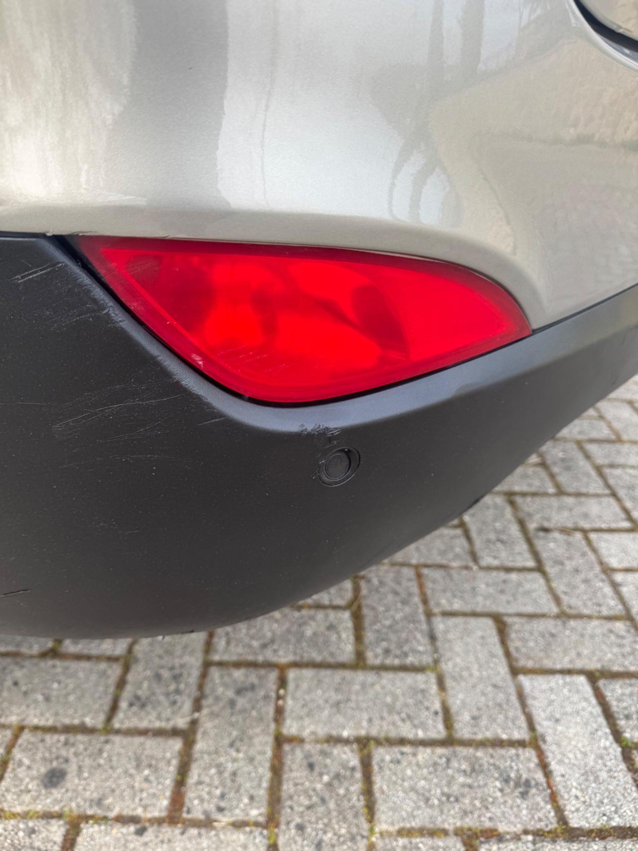 Hyundai iX35 1.7 CRDi 2WD 2011