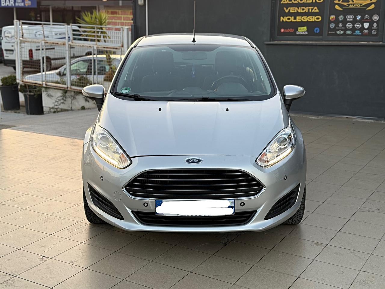 Ford Fiesta 1.5 TDCi 95CV 5 porte Titanium Garanzia 12 Mesi