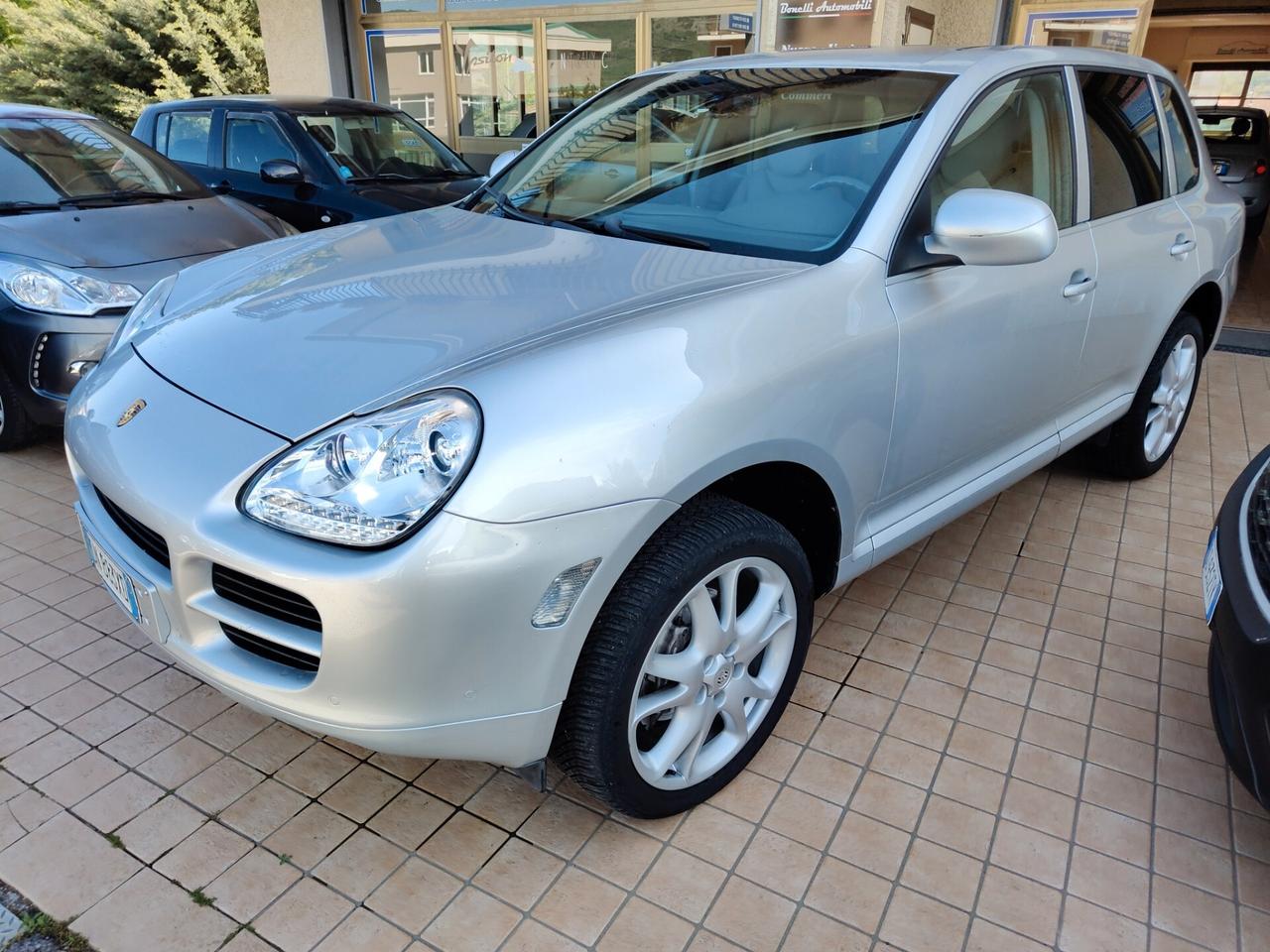 Porsche Cayenne 3.2 V6 cat