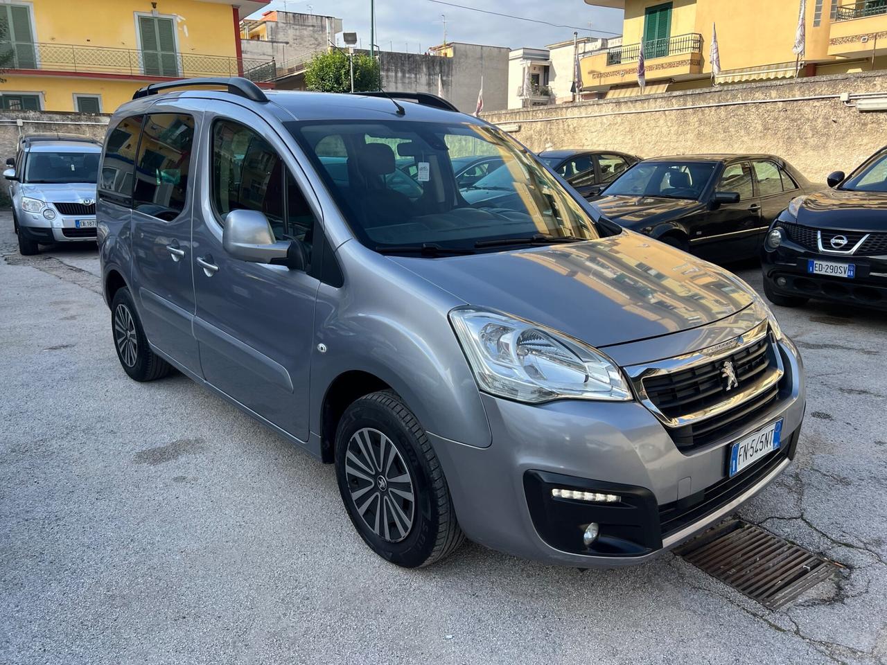 Peugeot Partner Tepee BlueHDi 100CV