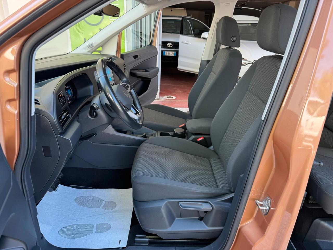Volkswagen Caddy CALIFORNIA MAXI 2.0TDI DSG CAMPER