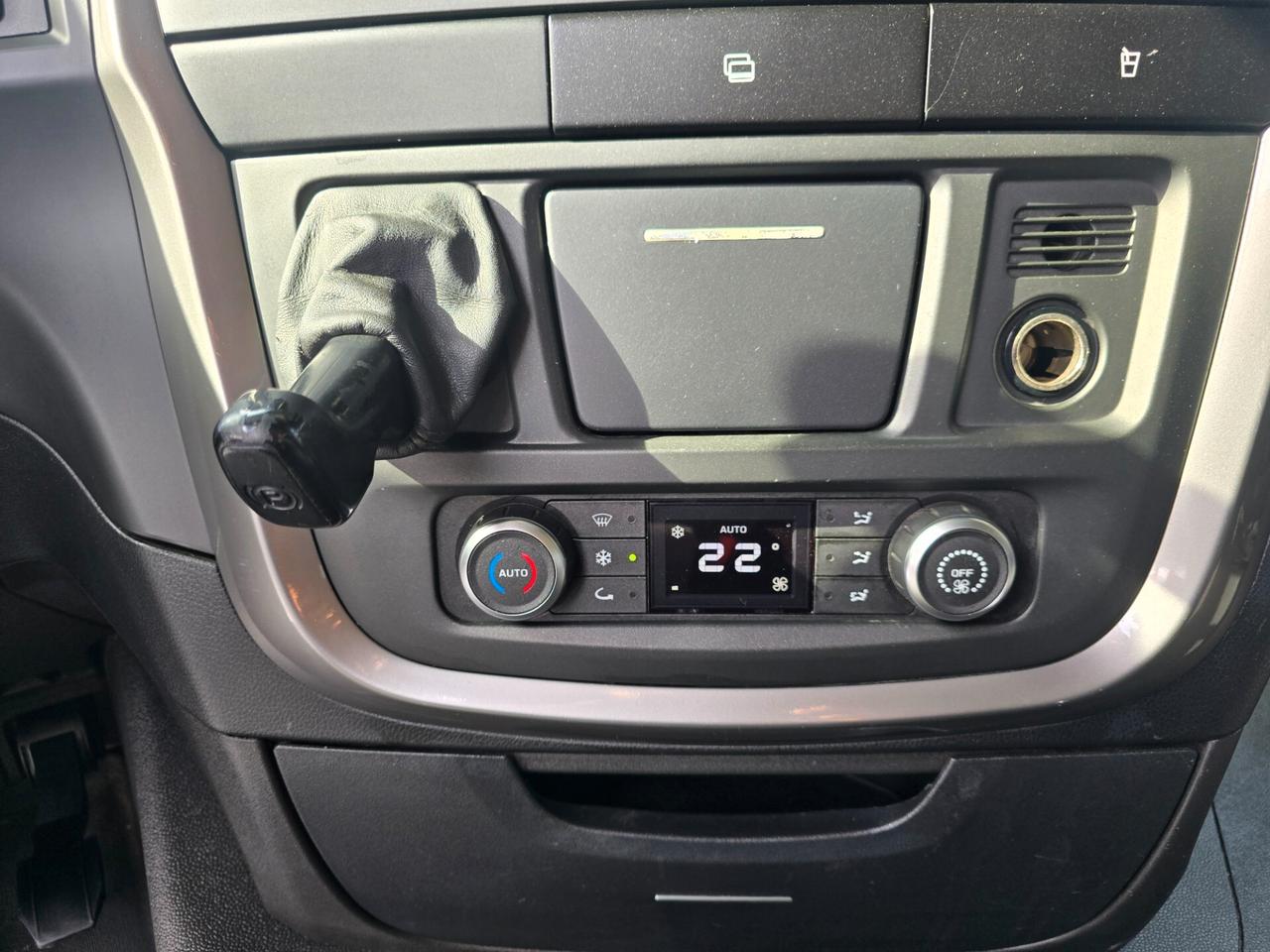 IVECO STRALIS HI-WAY 460 2017