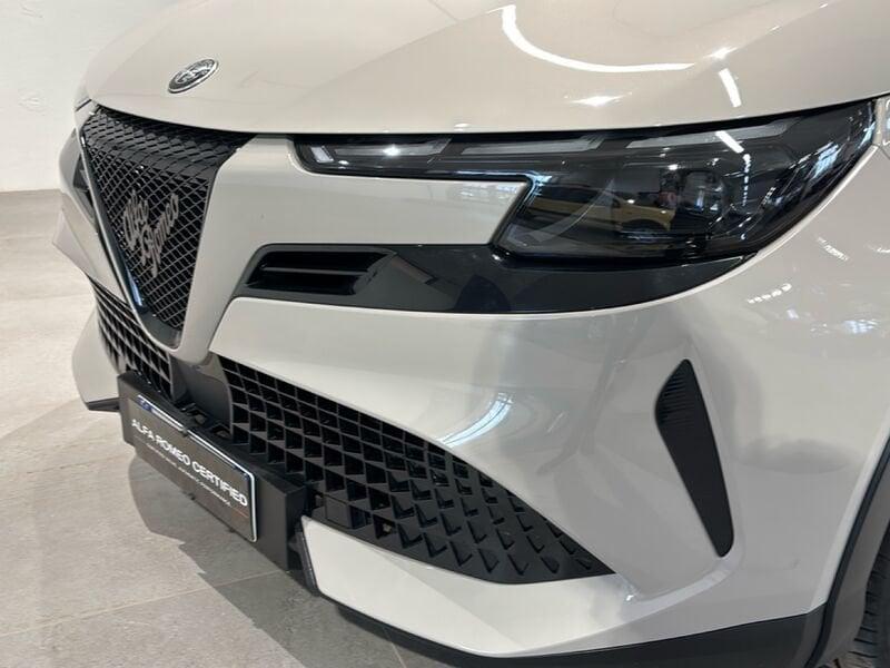 Alfa Romeo Junior Junior 1.2 Hybrid eDCT6