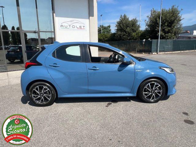 TOYOTA Yaris 1.5 Hybrid 5 porte Lounge - PER NEOPATENTATO -