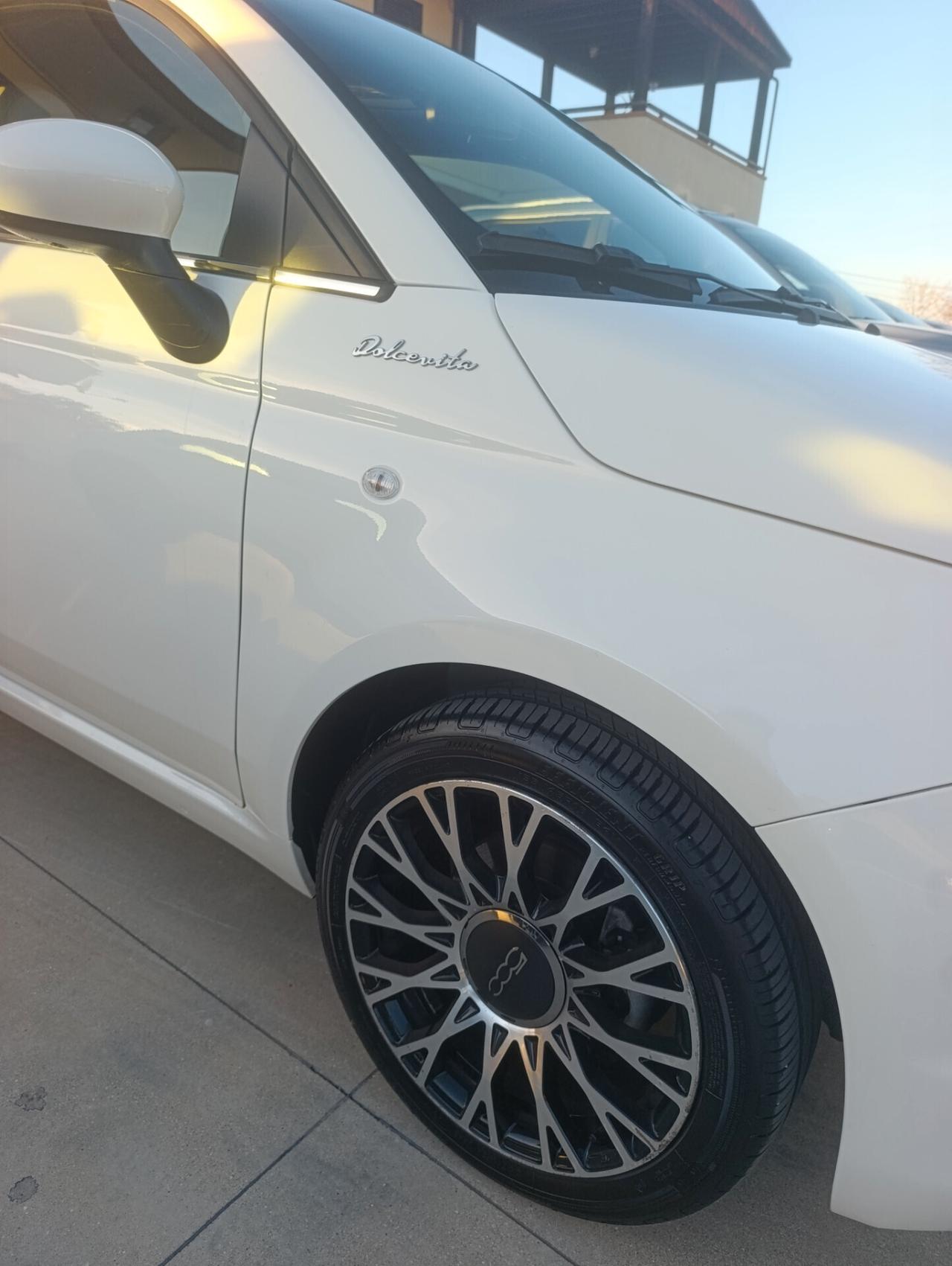 Fiat 500 1.0 Hybrid Dolcevita con tetto apribile