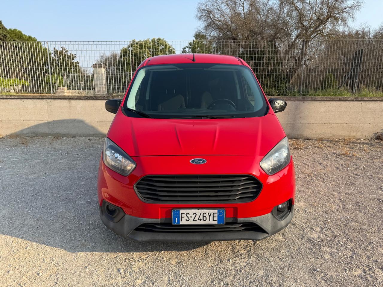 Ford Transit Courier 1.5 TDCi 75CV Van Trend