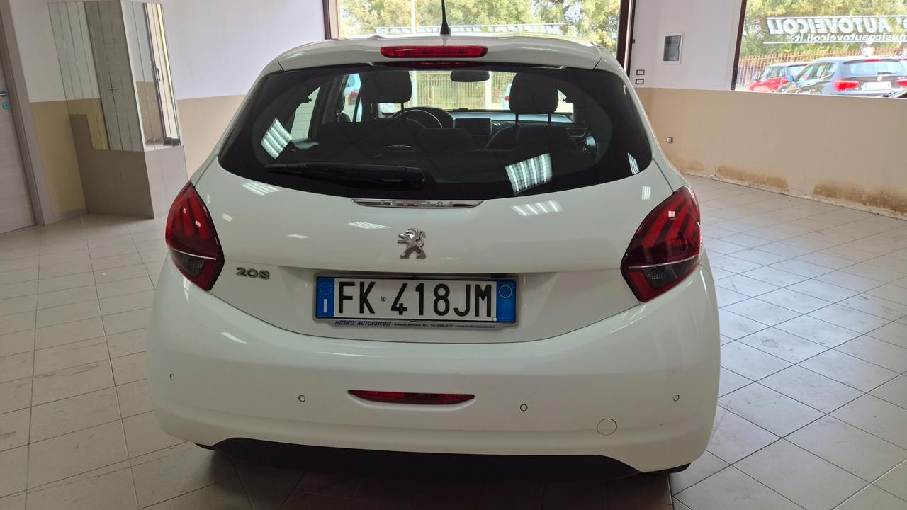 Peugeot 208 BlueHDi 75 5 porte Allure