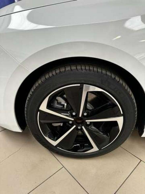 Opel Astra Elegance 1.6 PHEV 180cv AT8 NUOVA DA IMMATRICOLARE