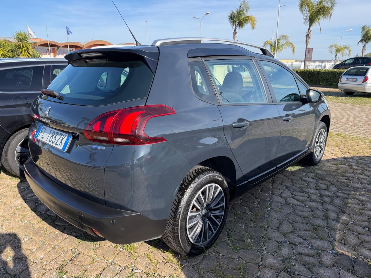 Peugeot 2008 PureTech 82 Allure