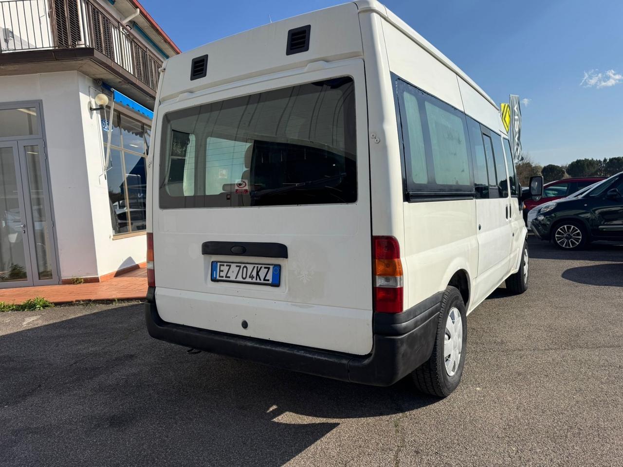 Ford transit autobus 9 posti