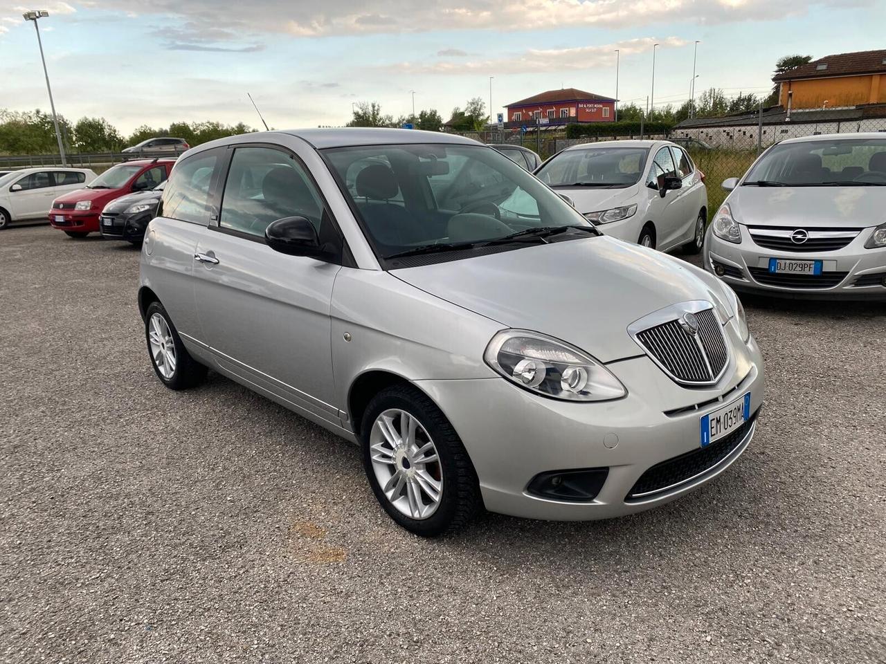 Lancia Ypsilon 1.3 MJT 75 CV Kit distribuzione e Turbina NUOVI!!!