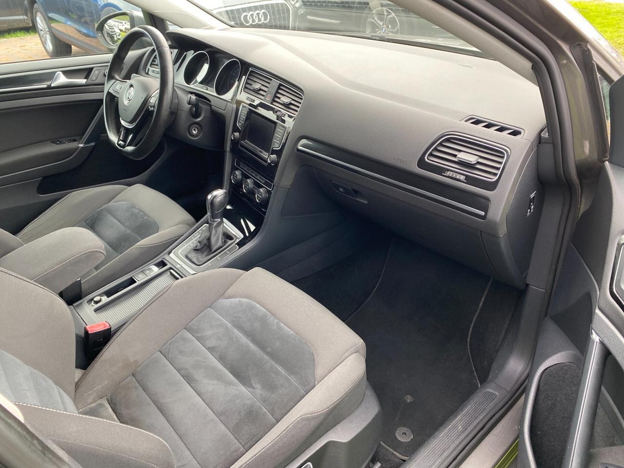 VOLKSWAGEN - Golf - 2.0 TDI DSG 5p. Highline BlueM