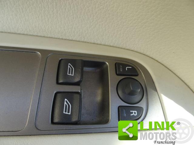 JAGUAR XK 4.2 V8 Coupé