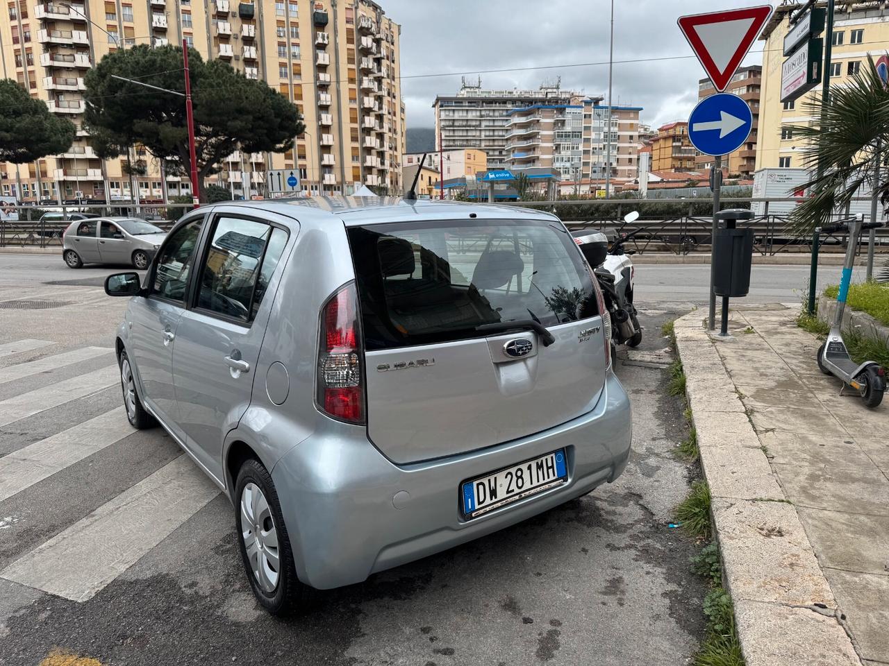 Subaru Justy 1.0 GPL