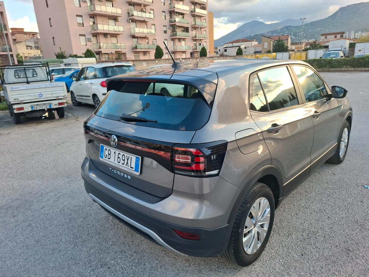 Volkswagen T-Cross 1.0 TSI Urban BMT anno 2021