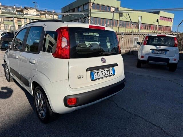 Fiat Panda 1.2 Lounge 69cn Neopatentati