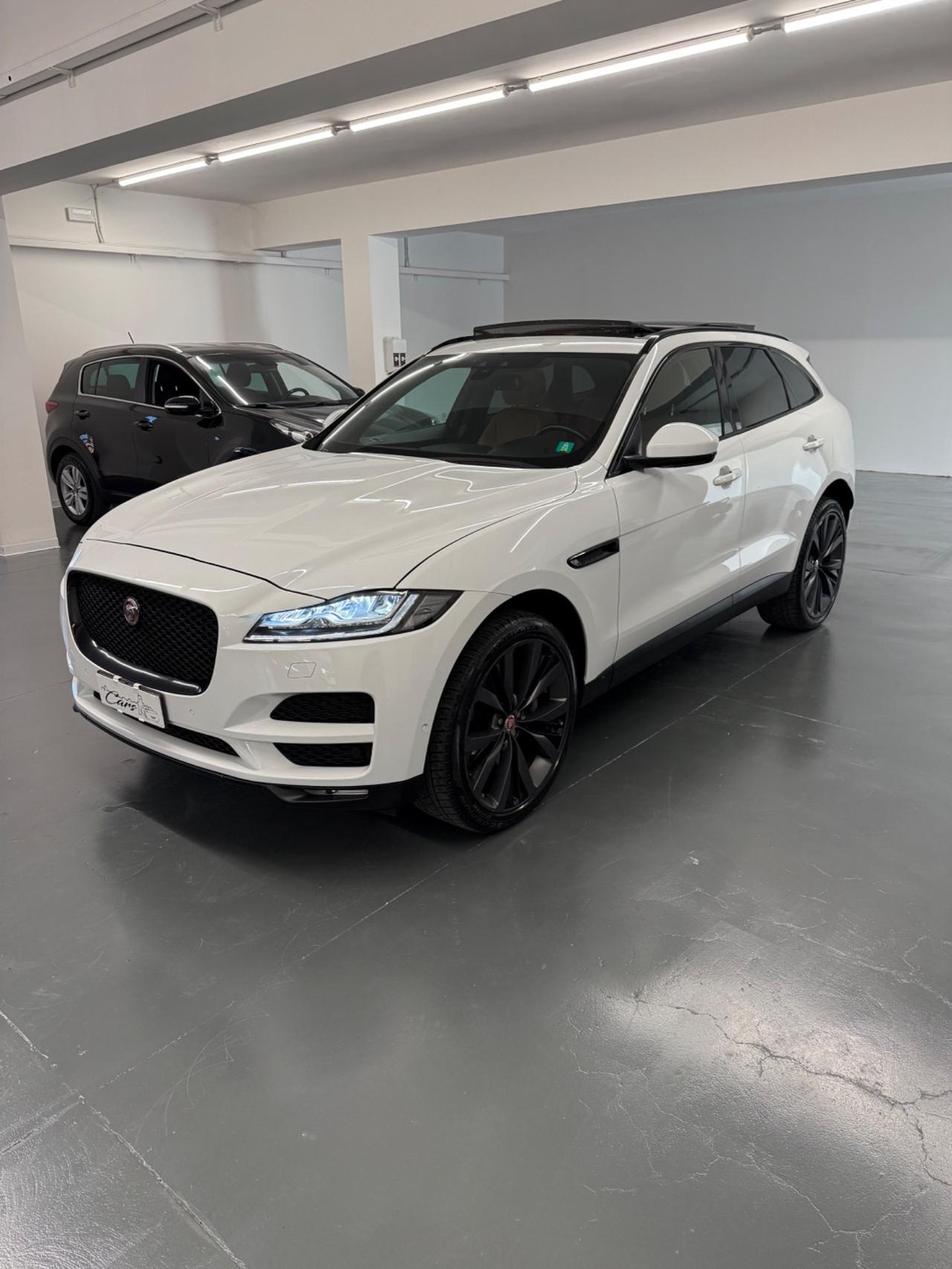 Jaguar F-Pace 3.0 D V6 300 CV AWD aut. Portfolio