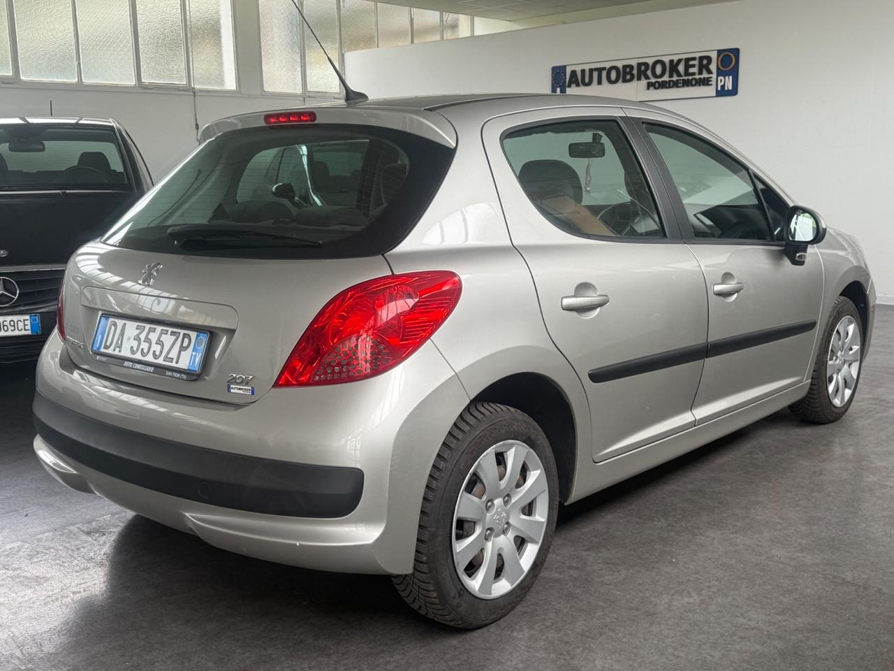 Peugeot 207 1.4 88CV 5p. XS 87.000km