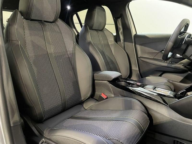Peugeot 208 Hybrid 136 e-DCS6 GT