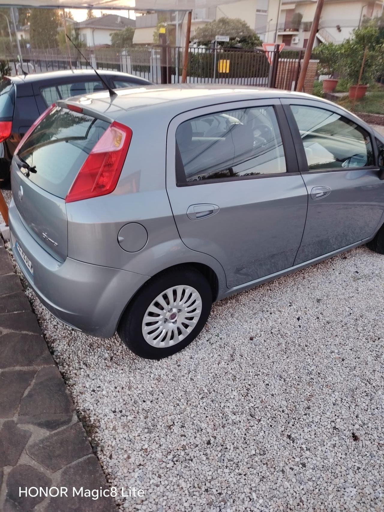 Fiat Grande Punto 1.3 MJT 75 CV