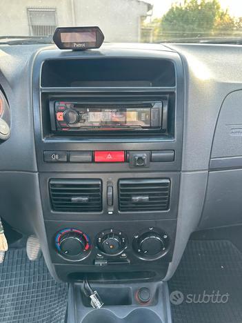 Fiat Strada 1.3 mjt 95cv-2012