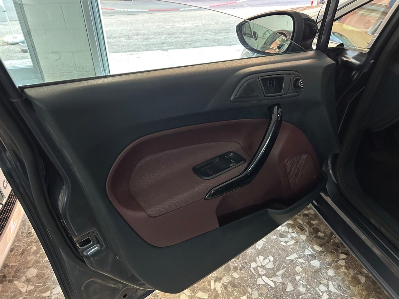 Ford Fiesta 1.4 TDCi Neo Patentati