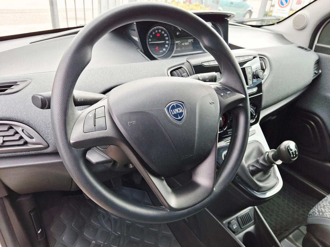 Lancia Ypsilon 0.9 TwinAir 5 porte Metano Ecochic Gold