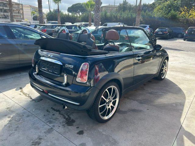 MINI Cabrio 1.6 16V Cooper Sidewalk Cabrio