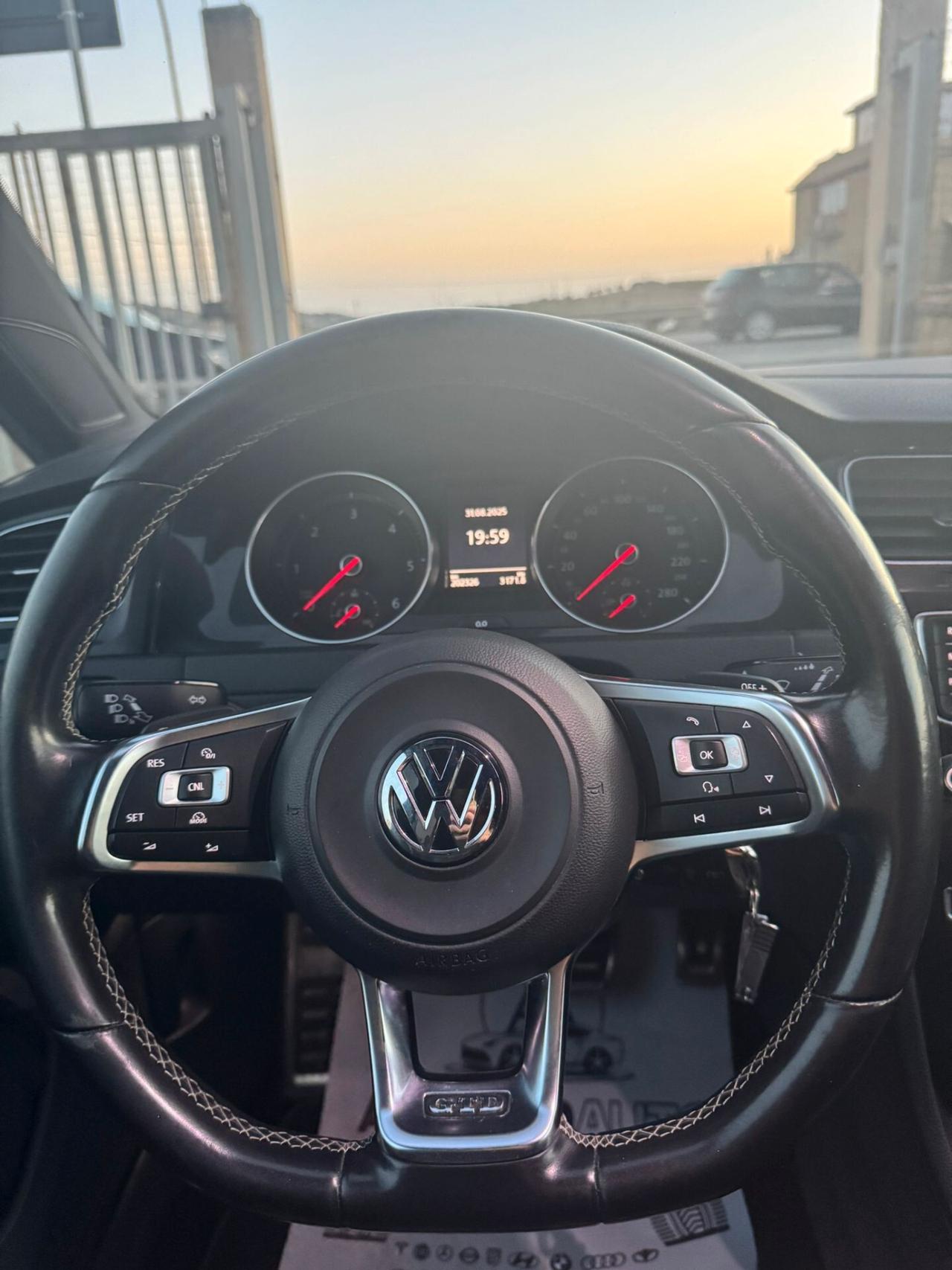 Volkswagen Golf GTD 2.0 TDI DSG 5p. BlueMotion Technology