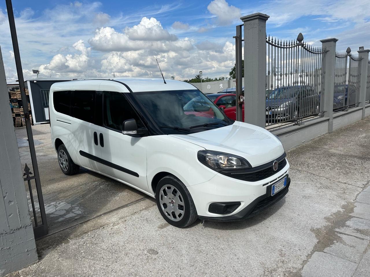 Fiat Doblo 1.6 MJT 120CV Maxi 2019 N1 5 Posti