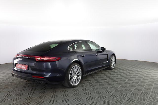 PORSCHE Panamera Panamera 4