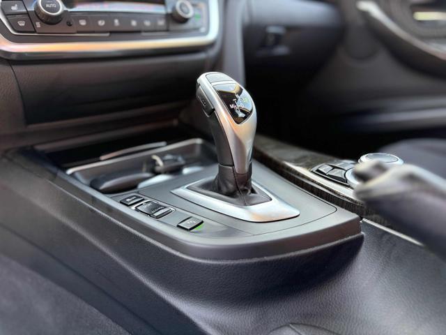 BMW 320 d Efficient Dynamics Touring Luxury