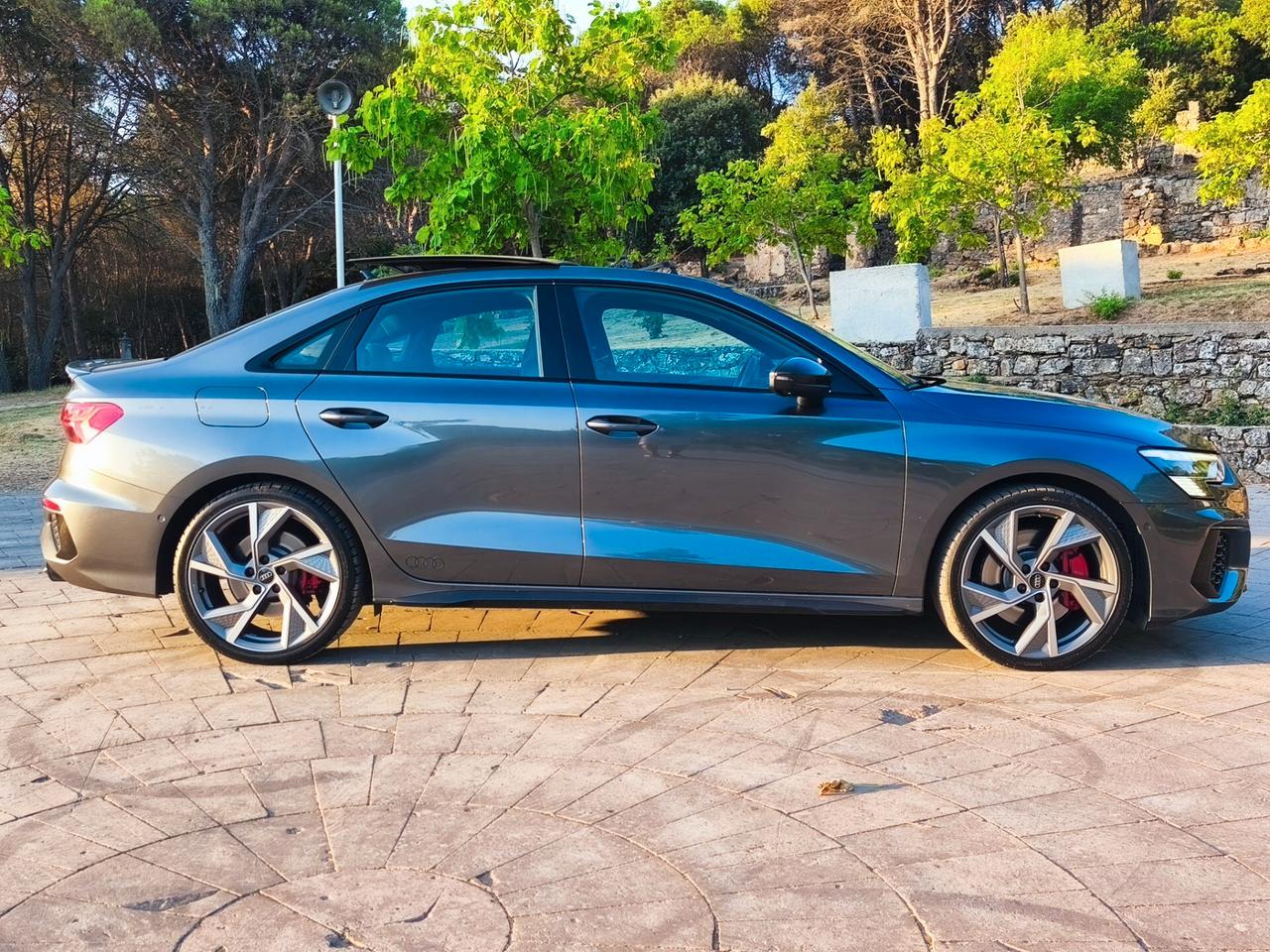 Audi A3 S3 Sedan TFSI 310 CV quattro S tronic sport attitude