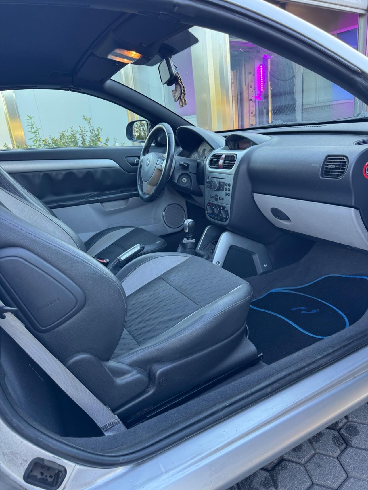 Opel Tigra TwinTop 1.3 CDTI Sport