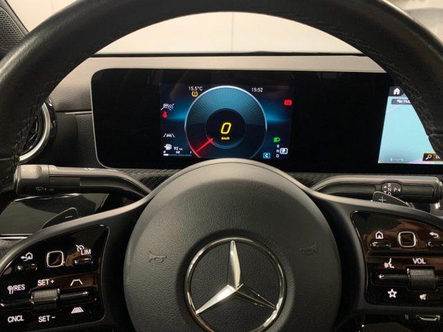 MERCEDES-BENZ CLA 180 d Coupe Tetto Apribile Automatico Sport