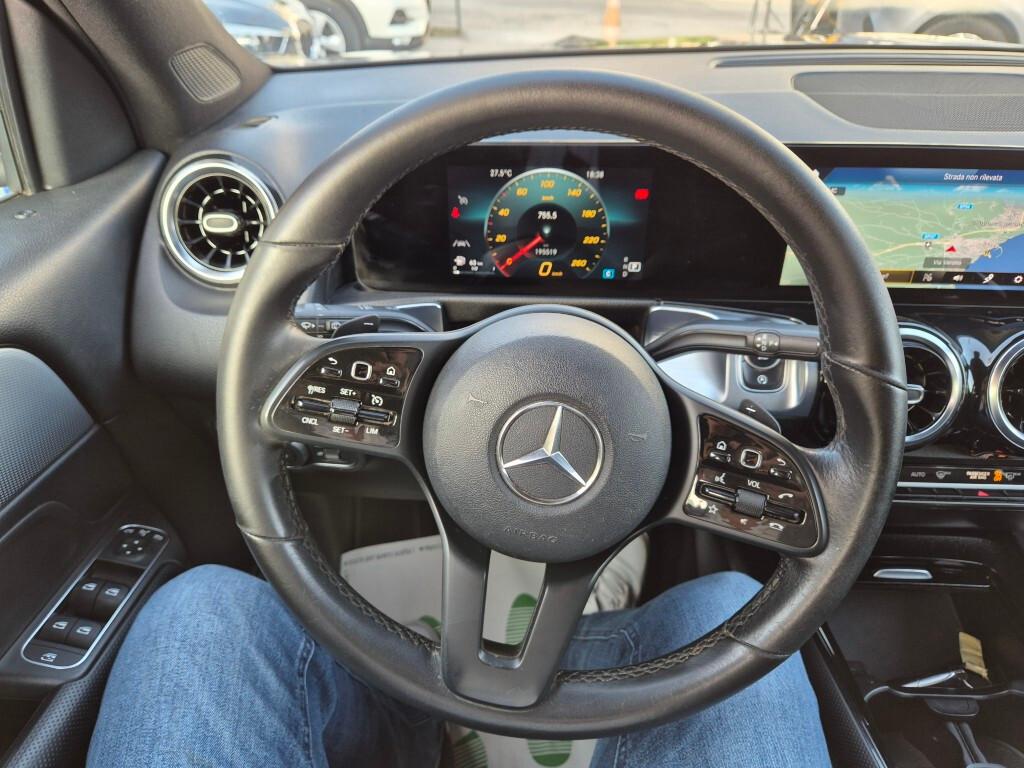 Mercedes GLB 180 d Automatic Sport con Garanzia