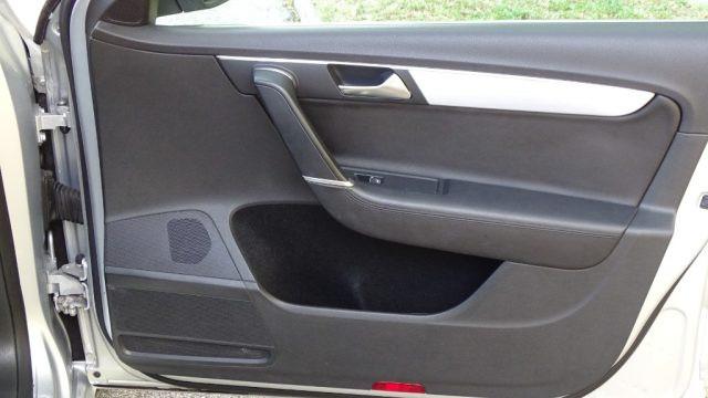 VOLKSWAGEN Passat Var. 2.0 TDI 140 cv, DSG High. BM.Tech., Garanzia.