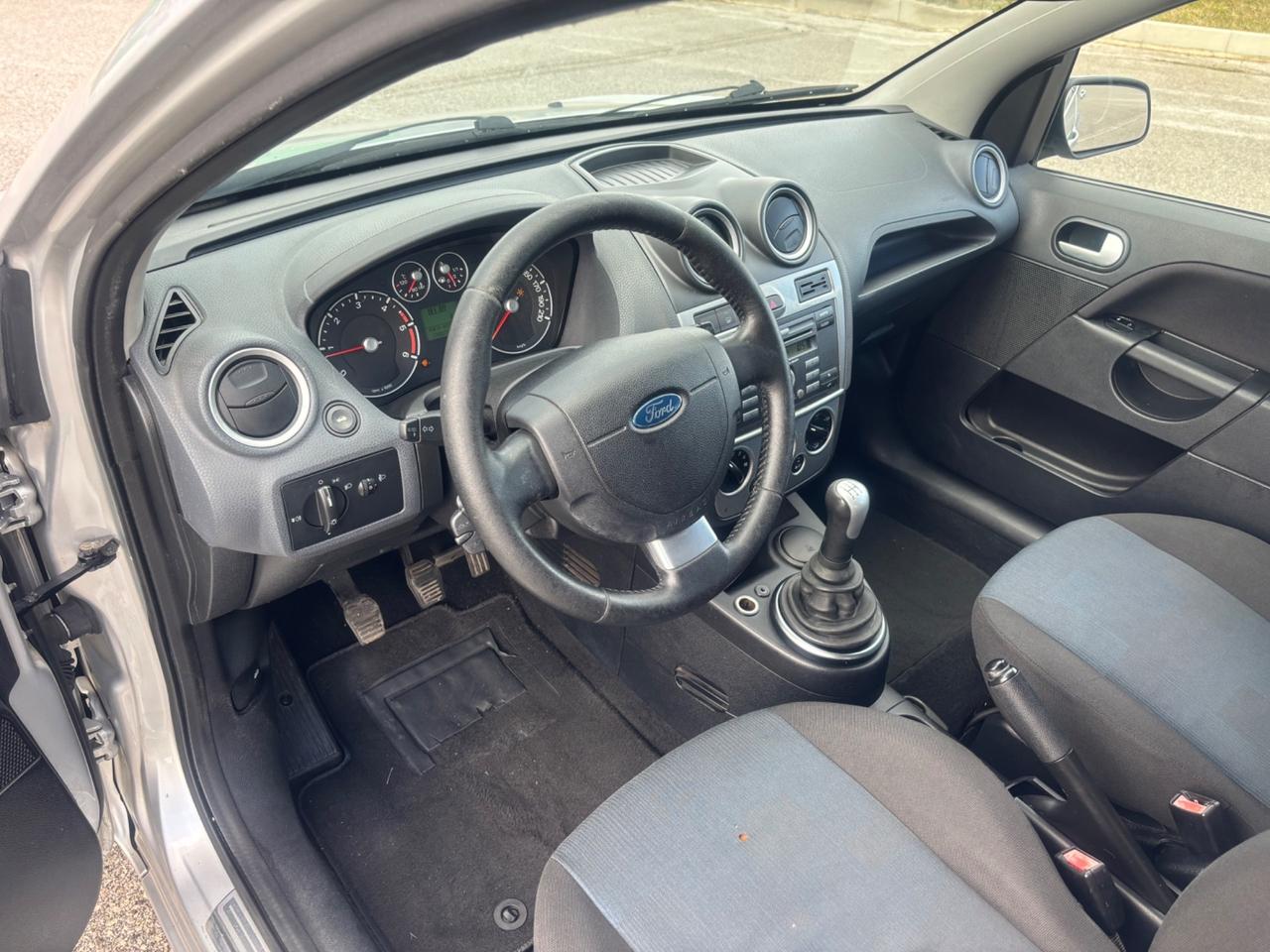 Ford Fiesta 1.4 TDCi 5p. Ghia