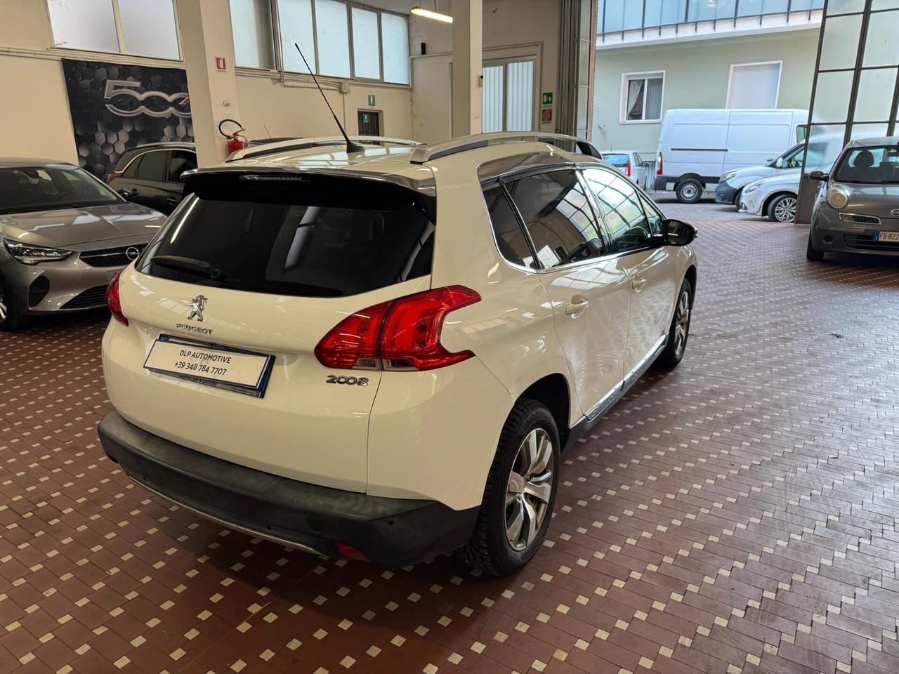 Peugeot 2008 1.2 VTi 82CV Allure NEOPATENTATI - FINANZIABILE