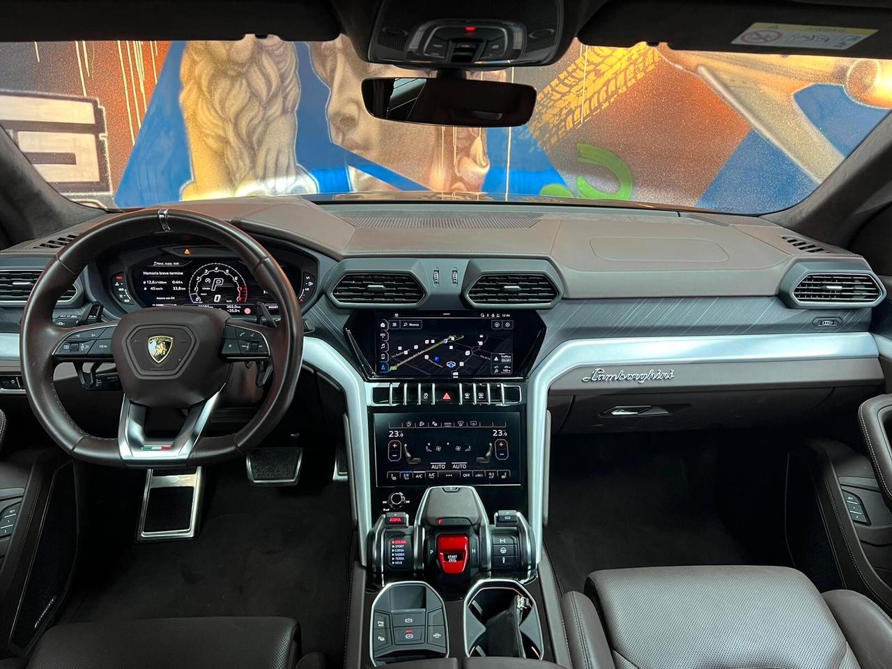 Lamborghini Urus 4.0 V8 auto (335)