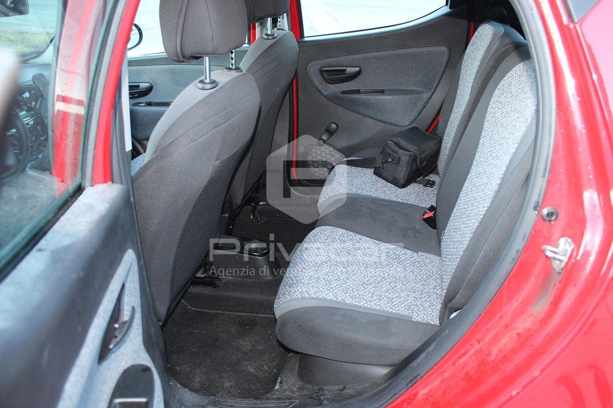 LANCIA Ypsilon 1.0 FireFly 5 porte S&S Hybrid Silver