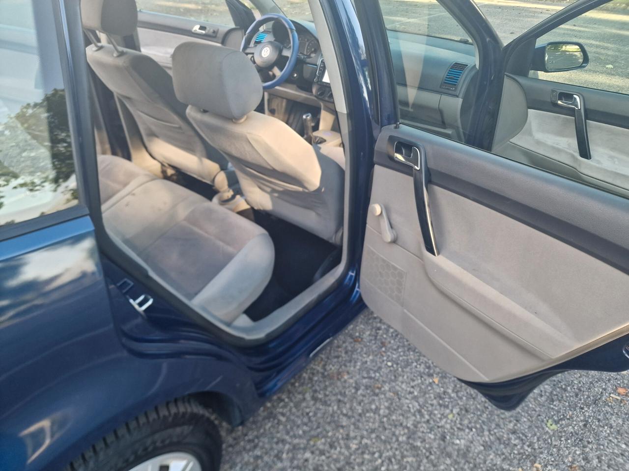 Volkswagen Polo 1.2/64CV 12V 5p. Comfortline