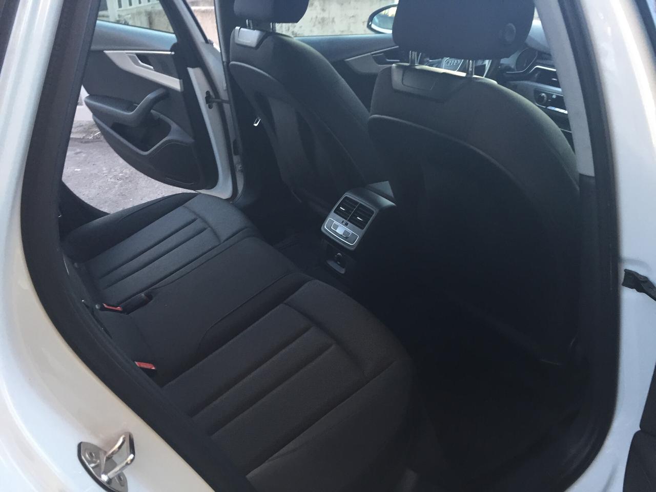 Audi A4 35 avant 2.0 TDI 150 CV S tronic Business X NEOPATENTATI