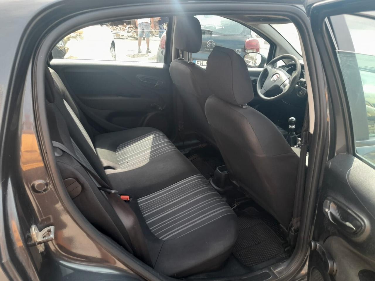 Fiat Grande Punto 1.3cc diesel(PRIVATO)-2011