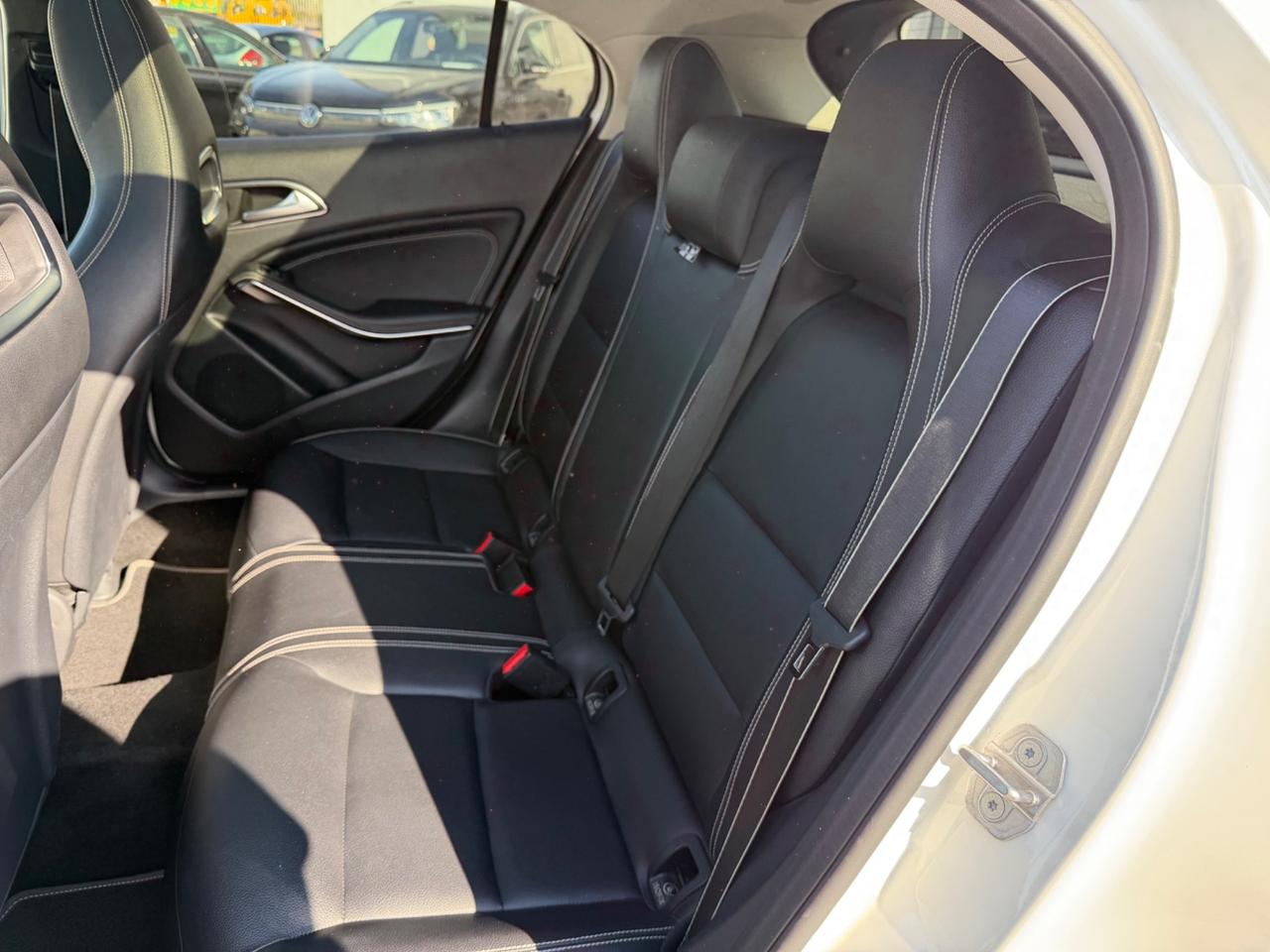 Mercedes-benz GLA 200 d Automatic Premium Night Edition