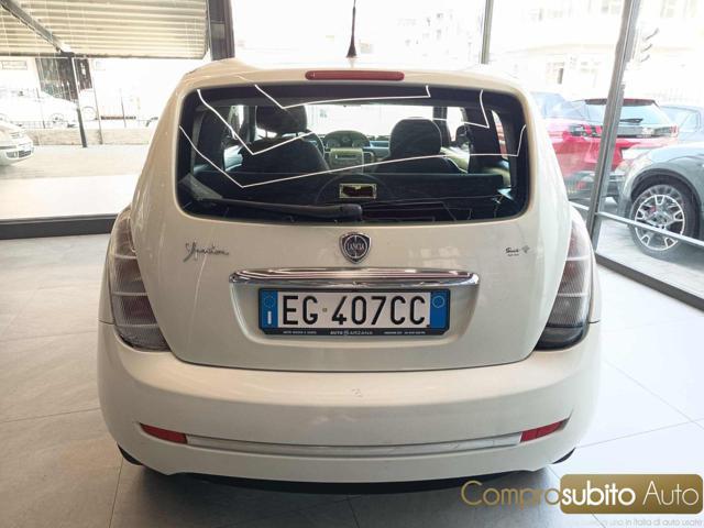 LANCIA Ypsilon 1.2 69 CV Diva