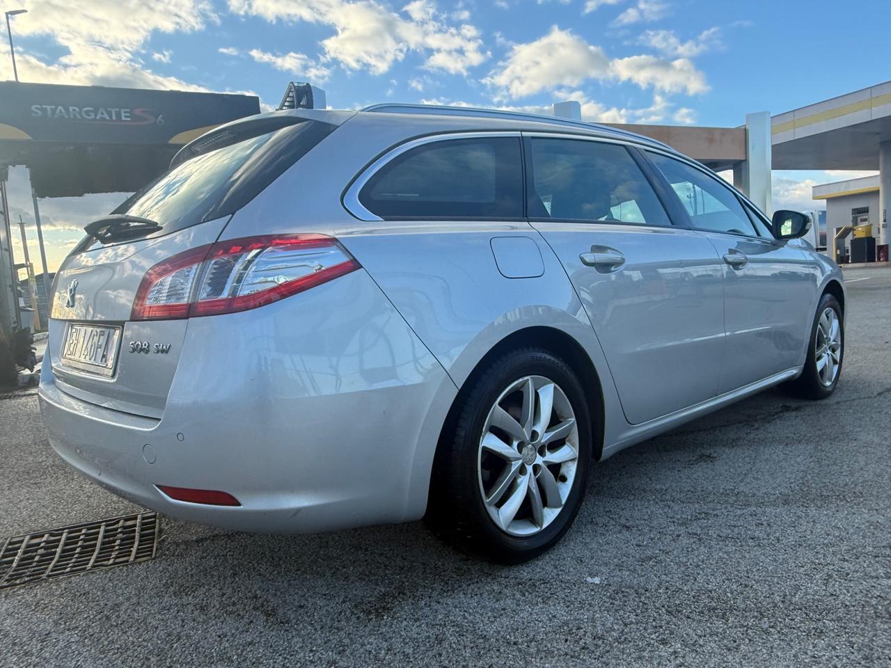 Peugeot 508 1.6 e-HDi 112CV cambio robotizzato S&S SW Ciel Business