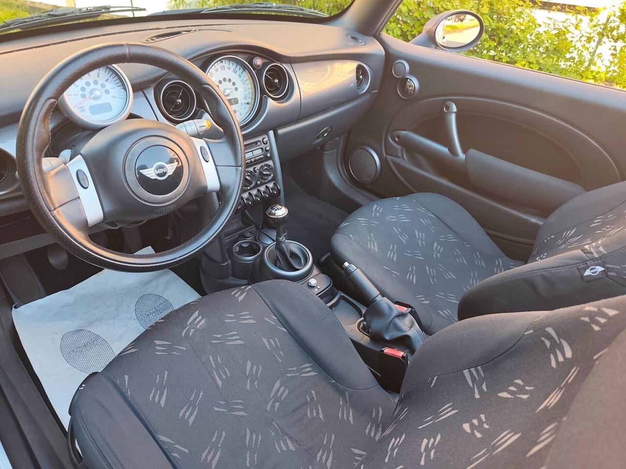 Mini One 1.6 benzina euro 4 Cabrio neopatentati